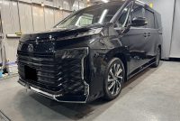 令和7年のヴォクシーの車コーティング施工後