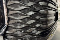 令和7年のヴォクシーの車コーティング施工後グリル