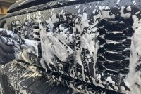 ジムニーの車コーティング施工前の洗車