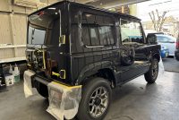 ジムニーの車コーティング前のマスキング