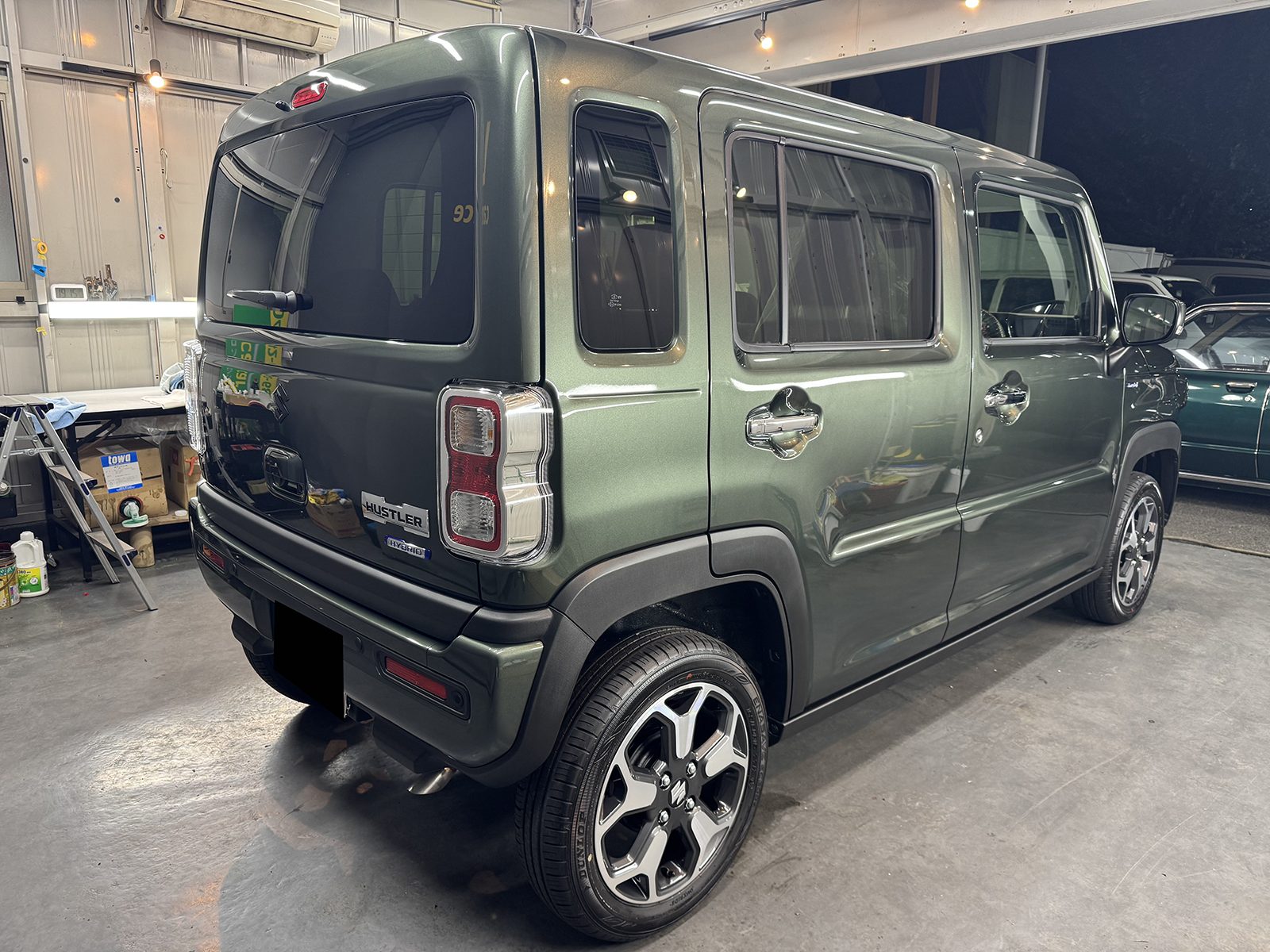 令和7年式ハスラーの車コーティング施工後右後ろ