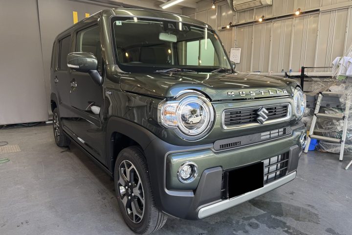 令和7年式ハスラーの車コーティング施工前右前