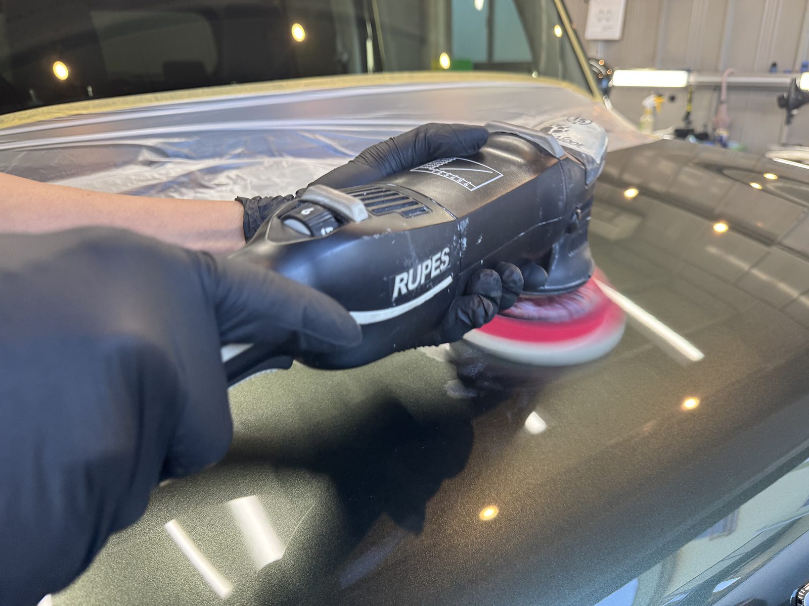 令和7年式ハスラーの車コーティングの磨き