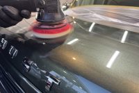 令和7年式ハスラーの車コーティングの磨き