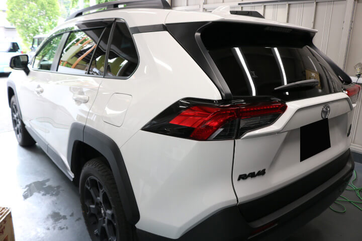 RAV4のカーフィルム施工後
