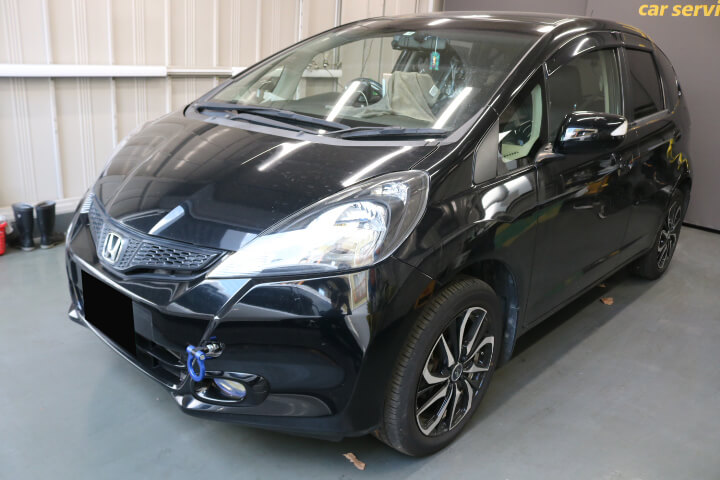 フィットのカーフィルム・ゴーストフィルム施工なら専門店へお任せ！