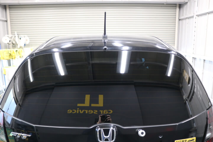 フィットのカーフィルム・ゴーストフィルム施工なら専門店へお任せ！