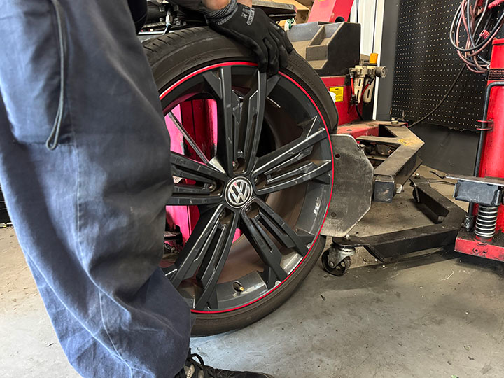 ゴルフタイヤ交換