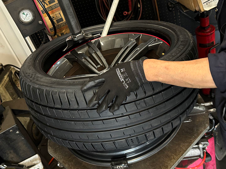 ゴルフタイヤ交換