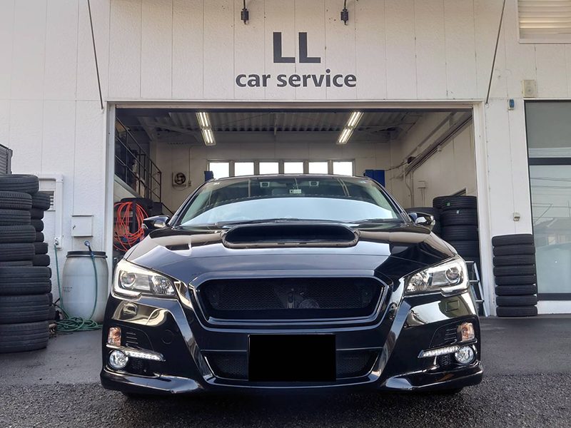 平成27年レヴォーグの正面