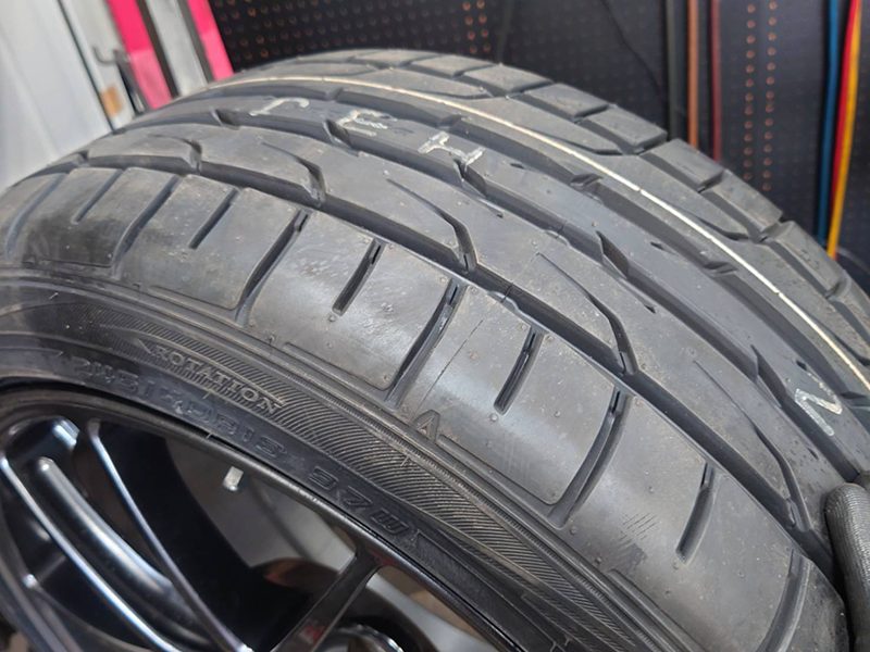 平成27年式レヴォーグのタイヤ交換