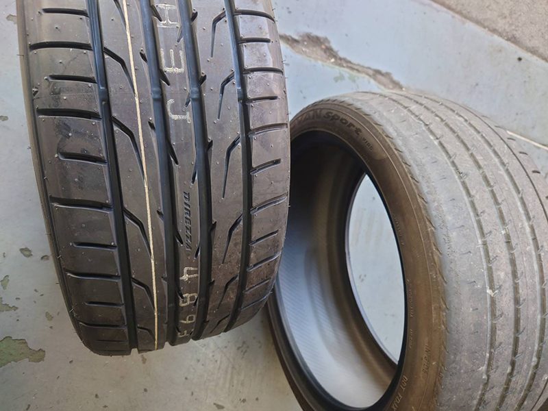 平成27年式レヴォーグのタイヤの新旧比較